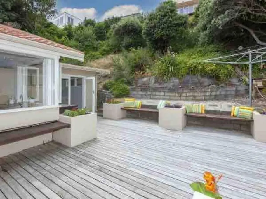 Beach Breakaway ! Paraparaumu